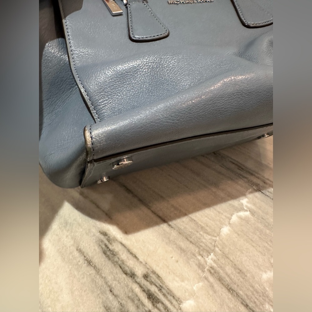 Michael Kors Medium Selma Satchel - Rare Slate Blue - Picture 15 of 16
